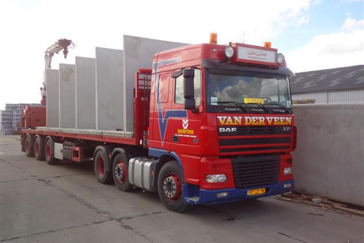 Plaatsing sleufsilowanden - Dam Beton