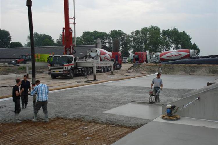 Aanleg sleufsilo's - Dam Beton