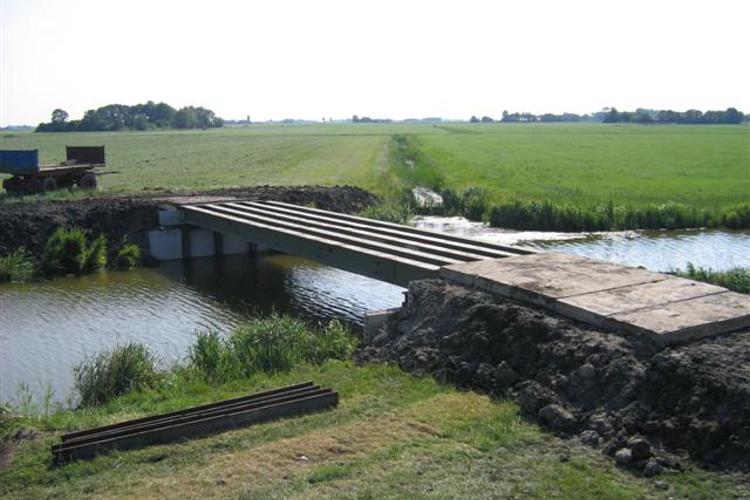 brug van beton - dam beton