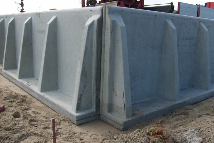 L keerwand met steunbeer - Dam Beton