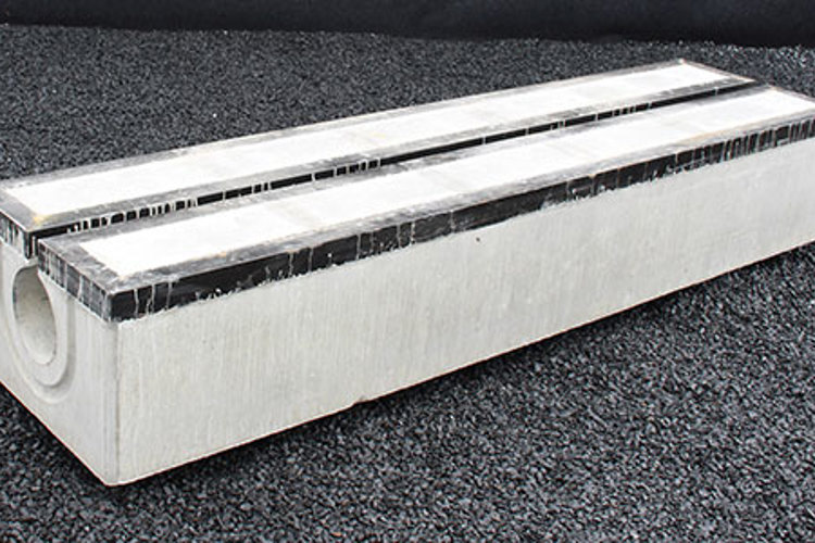Verholen goot - dam beton